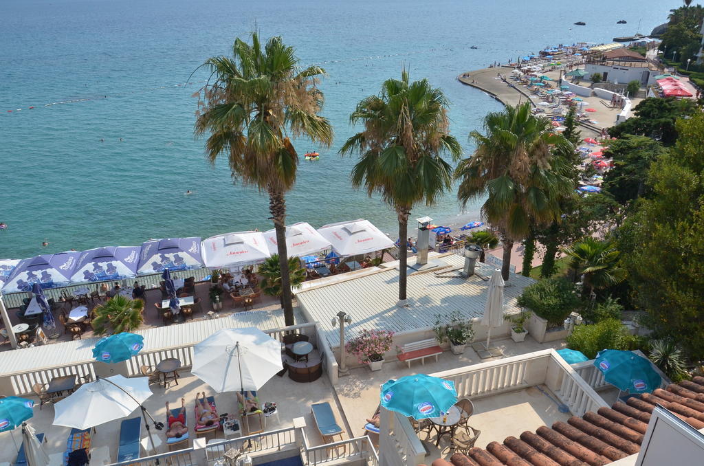 Garni Hotel Vila Aleksandar Herceg Novi Exterior foto