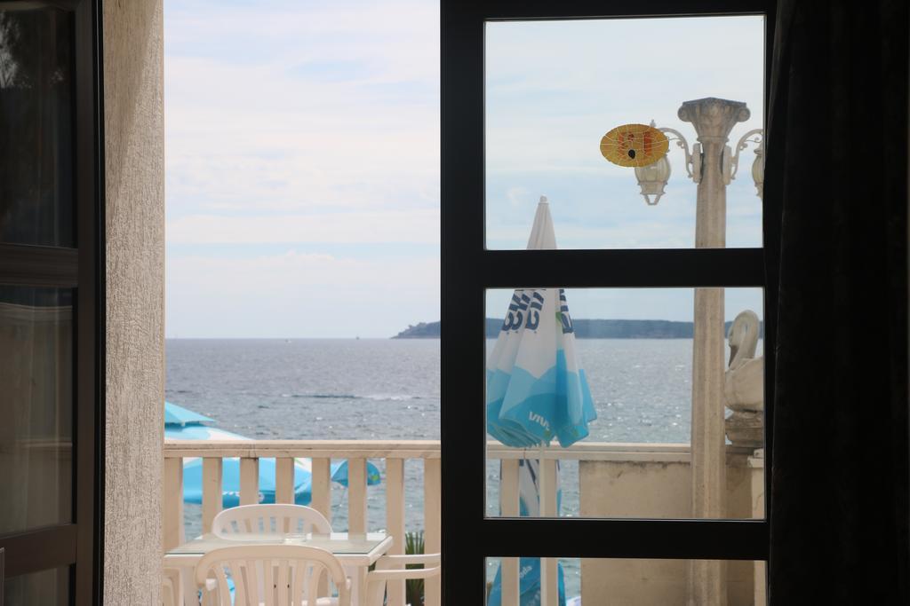 Garni Hotel Vila Aleksandar Herceg Novi Exterior foto