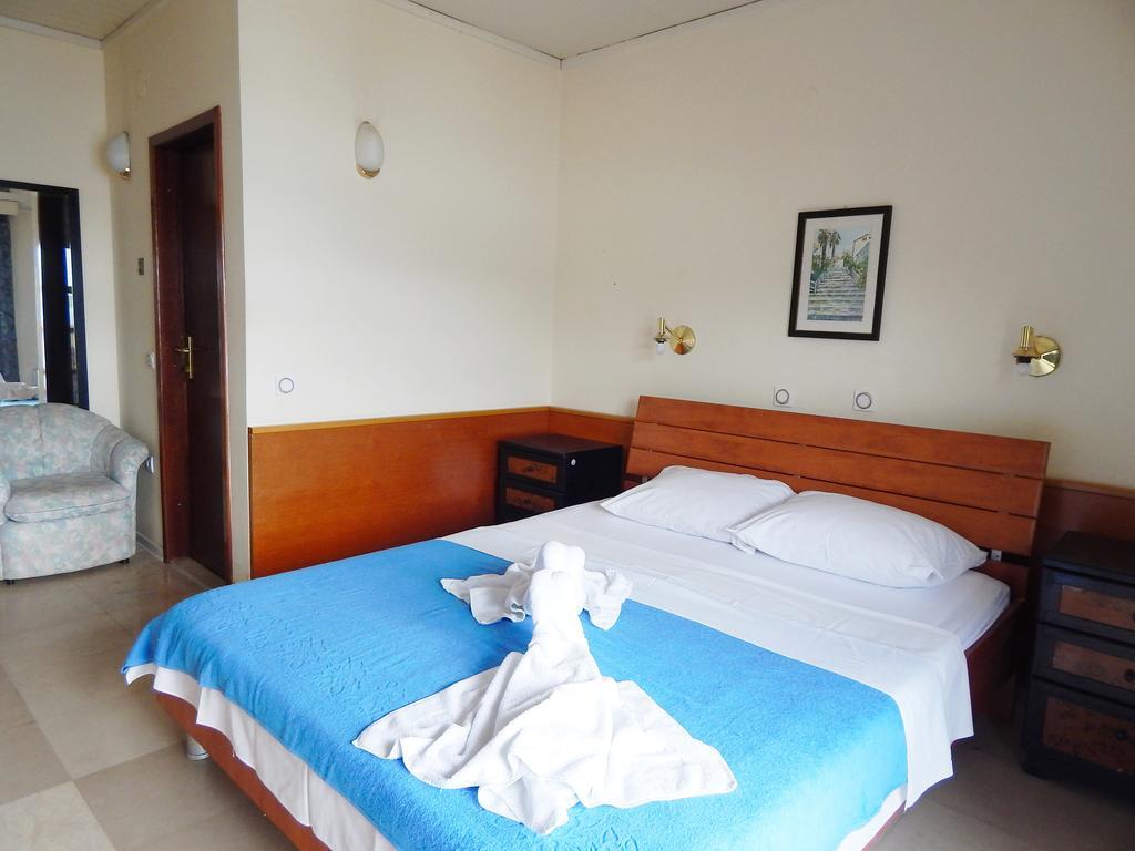 Garni Hotel Vila Aleksandar Herceg Novi Exterior foto