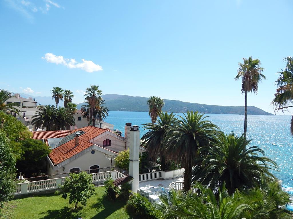 Garni Hotel Vila Aleksandar Herceg Novi Exterior foto