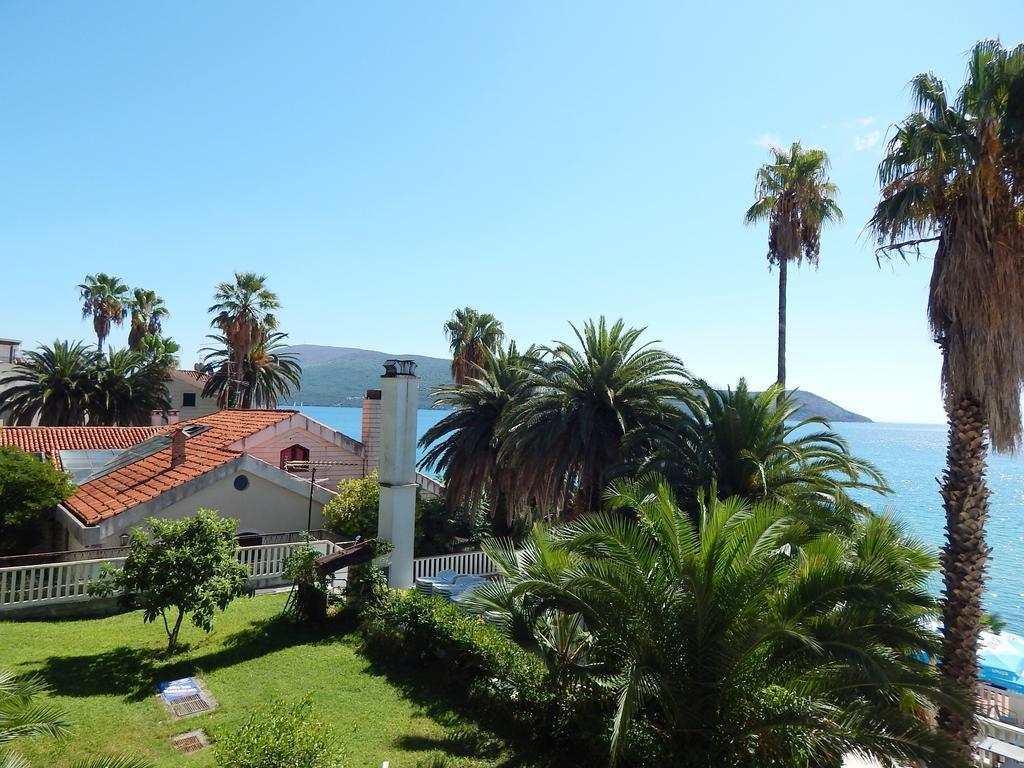 Garni Hotel Vila Aleksandar Herceg Novi Exterior foto