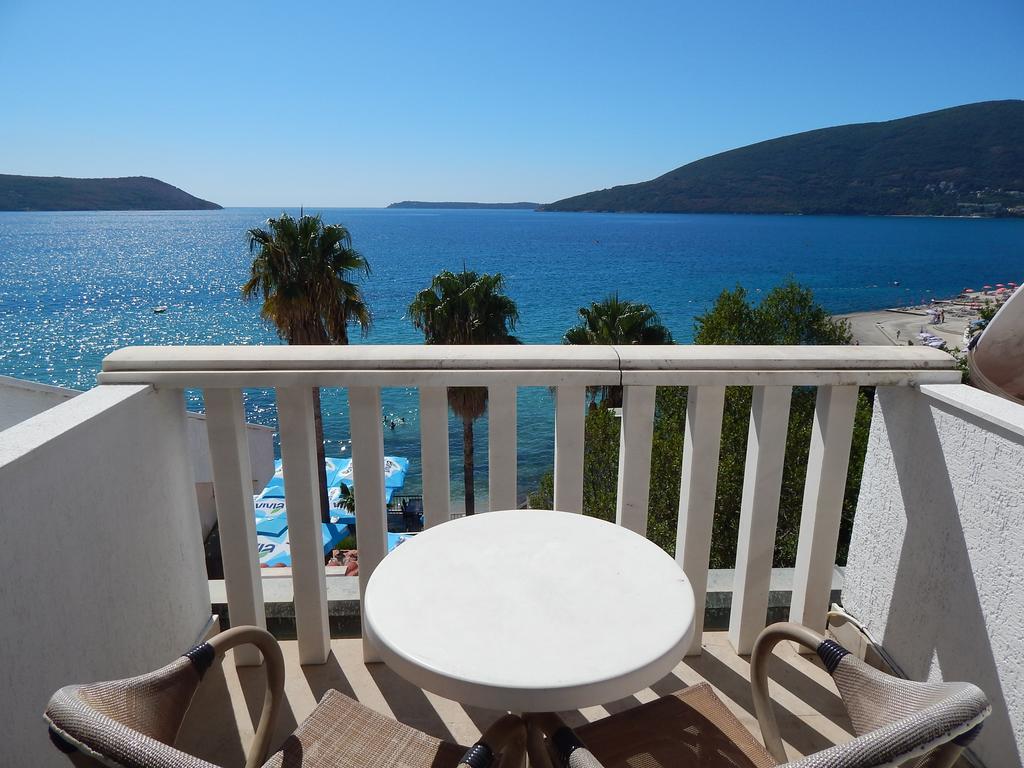 Garni Hotel Vila Aleksandar Herceg Novi Exterior foto