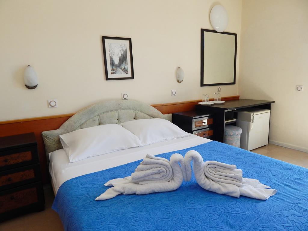 Garni Hotel Vila Aleksandar Herceg Novi Exterior foto